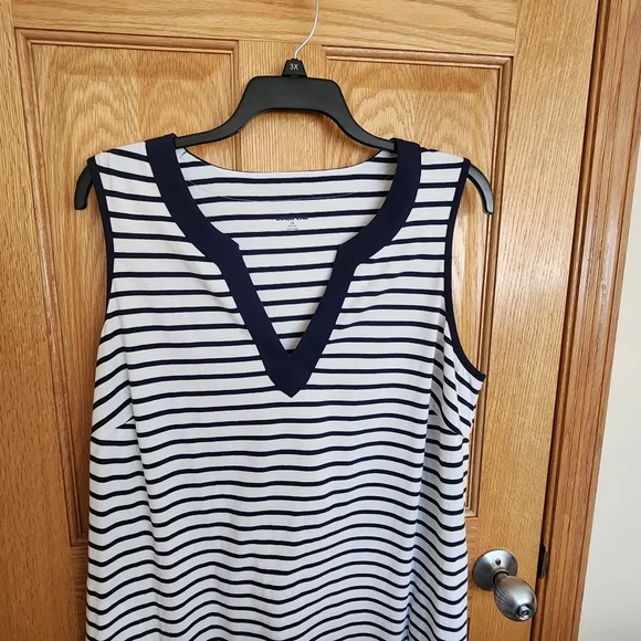 Lands' End | Swim | Lands End Embroidered Sleeveless Swim Cover Up | Poshmark Lands' End | Swim | Lands End Embroidered Sleeveless Swim Cover Up | Poshmark